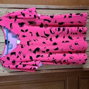 Worthington Teaberry (pinkish/melon) and Black Brushstroke Short Sleeve Top 1X